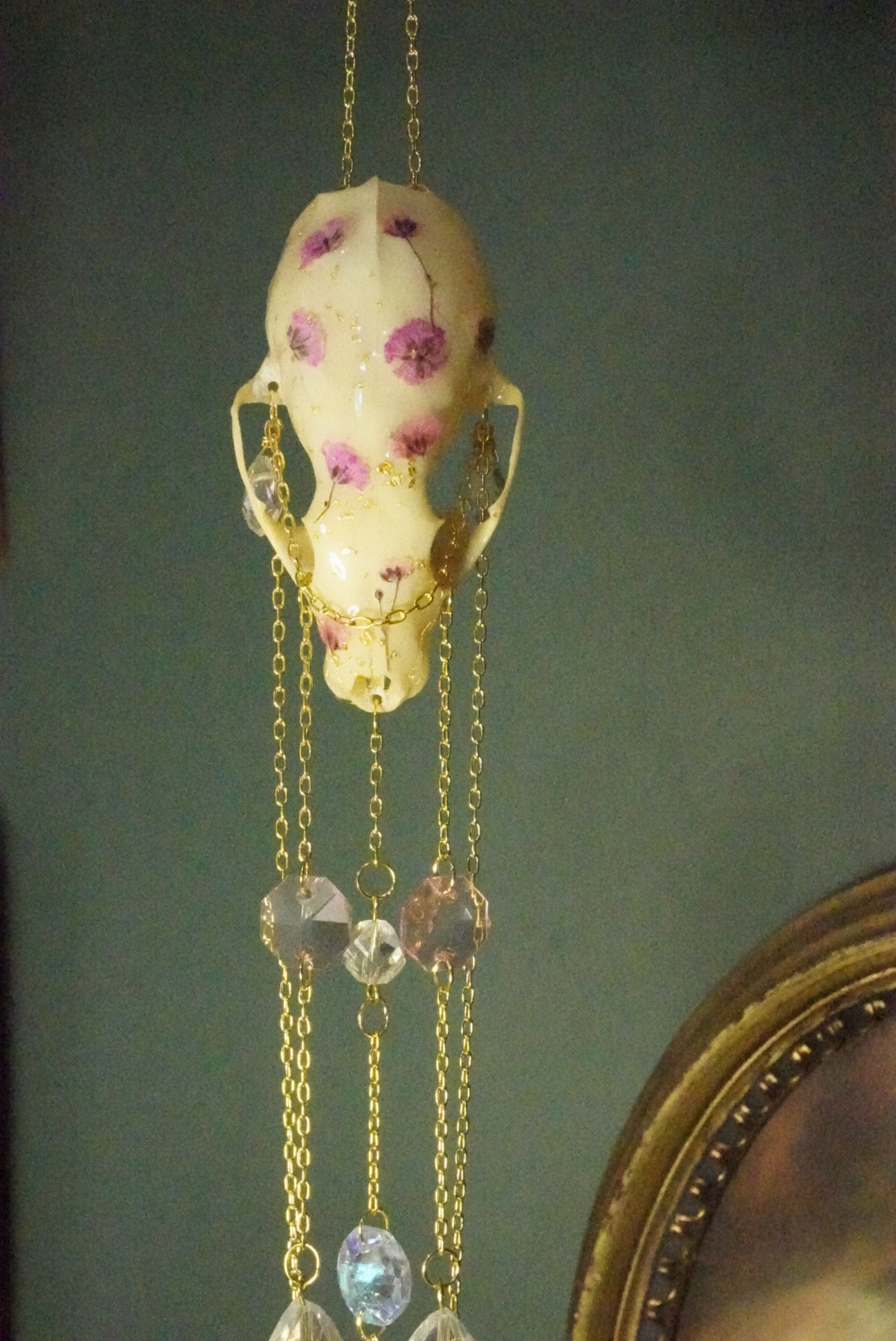 Marten skull sun catcher