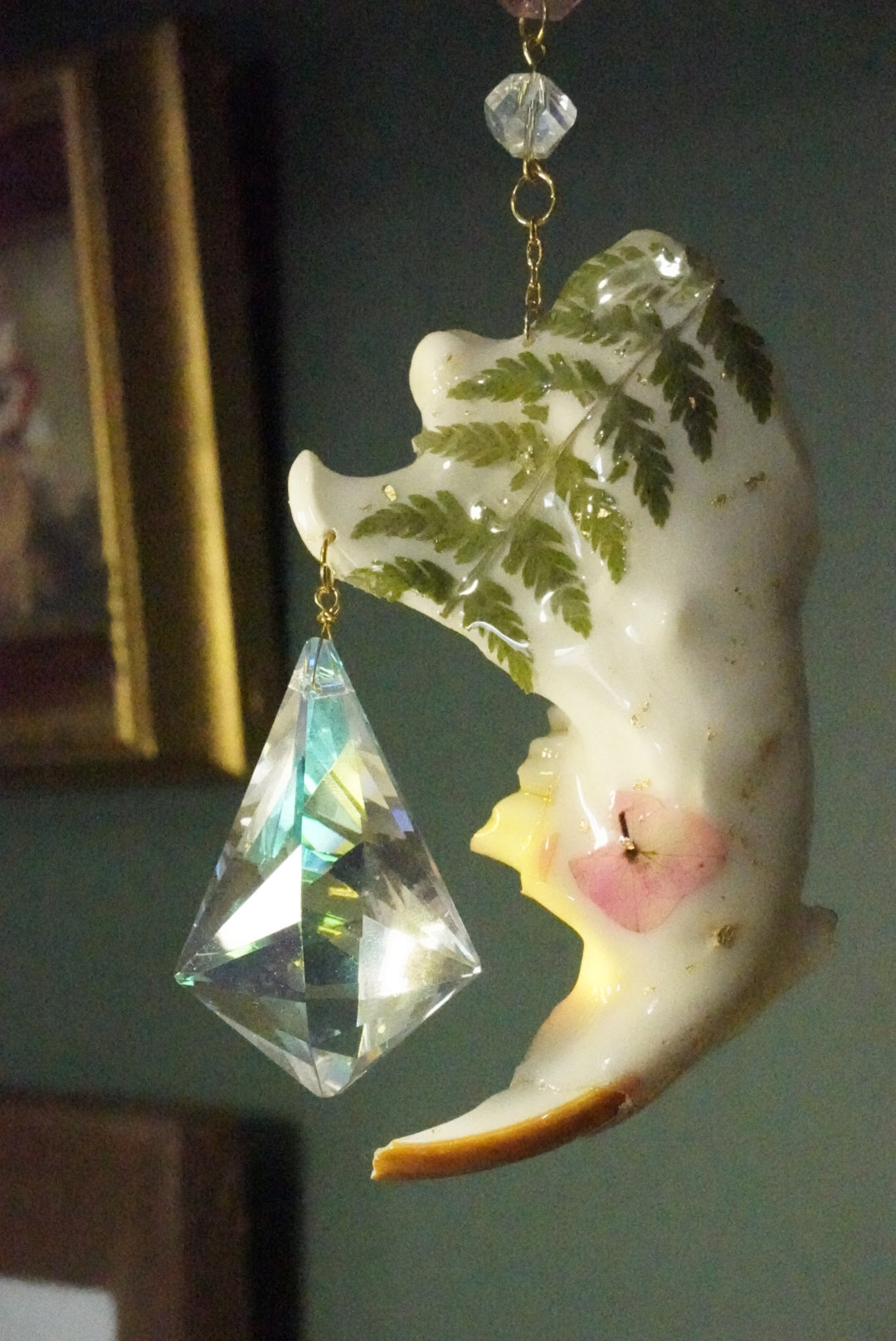 Beaver jaw sun catcher